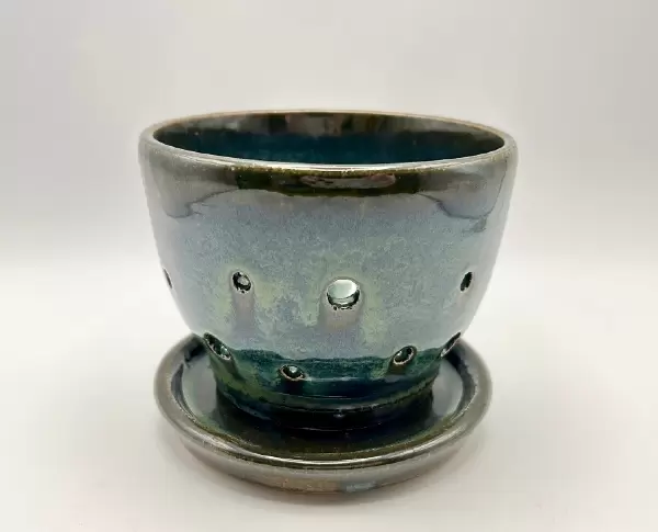 Small Berry Bowl w/ Dish in Luminous Turtleback Green