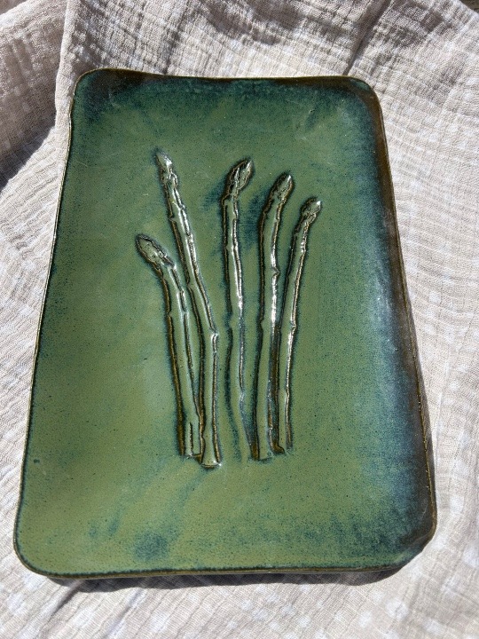 Embossed Asparagus Tray in Turtleback