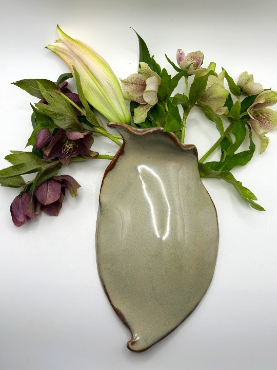 Wall Pocket in Rich Rustic Pearl