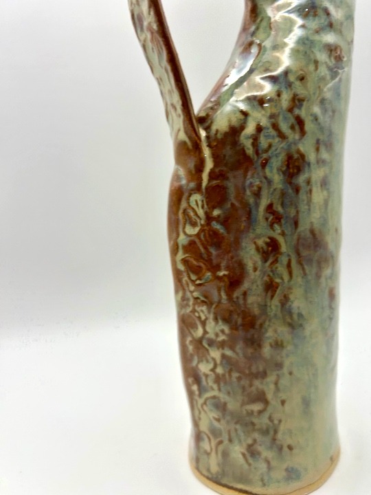 Embossed Swan Pitcher/Vase in Rustic Pearl - Image 6