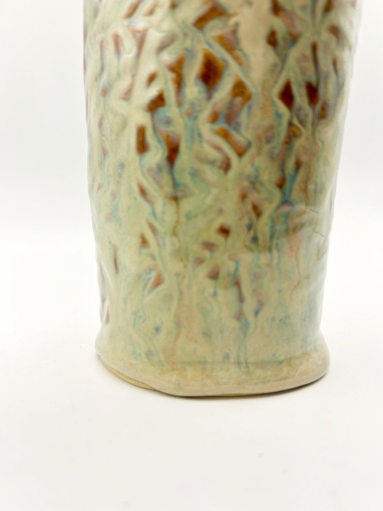 Swan Pitcher/Vase Embossed with Vines in Rustic Pearl - Image 6