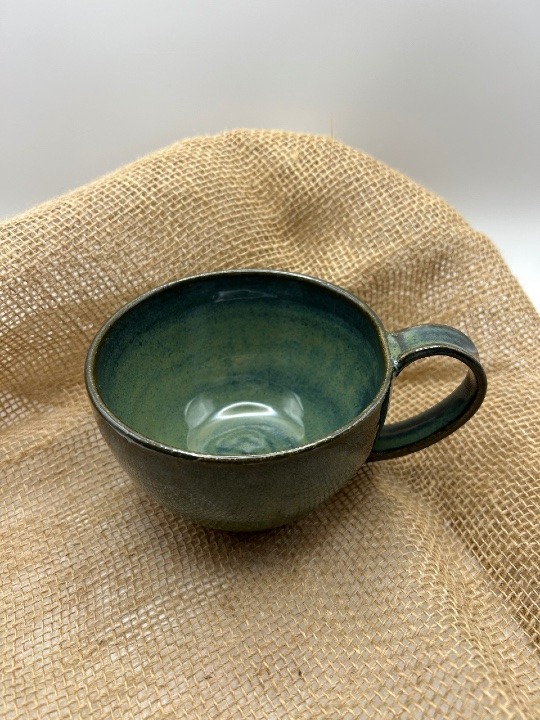 Latte mug in luminous Turtleback green - Image 4