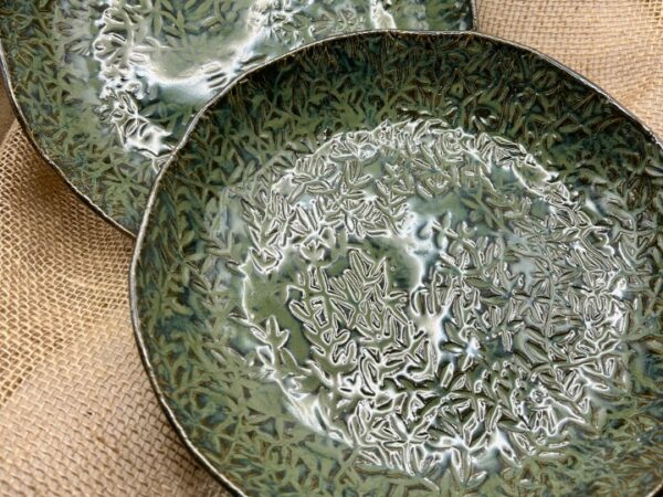 Vine Embossed Pasta Bowl Plate Set in Turtleback
