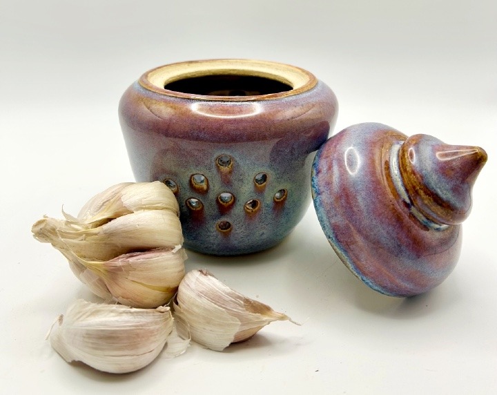 Garlic Jar in Vibrant Rock Candy - Image 3