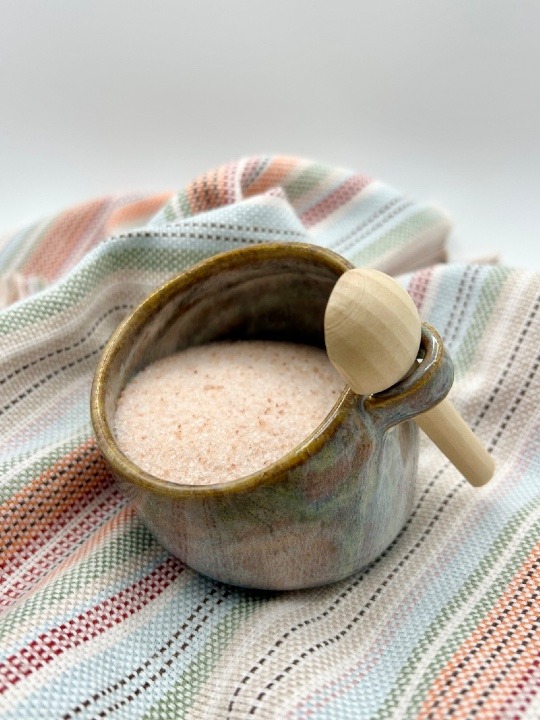 Salt Cellar w/ Scoop Loop in Iron Lustre