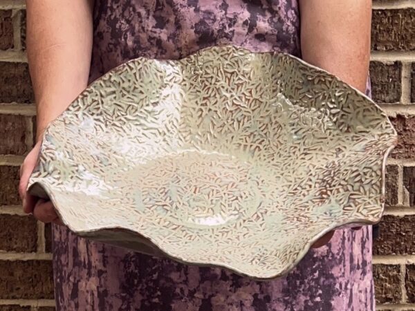 XL Wavy Serving Bowl w/ Vines in Rustic Pearl