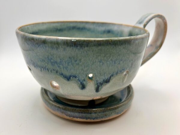 Berry Bowl w/ Dish in Cloudscape