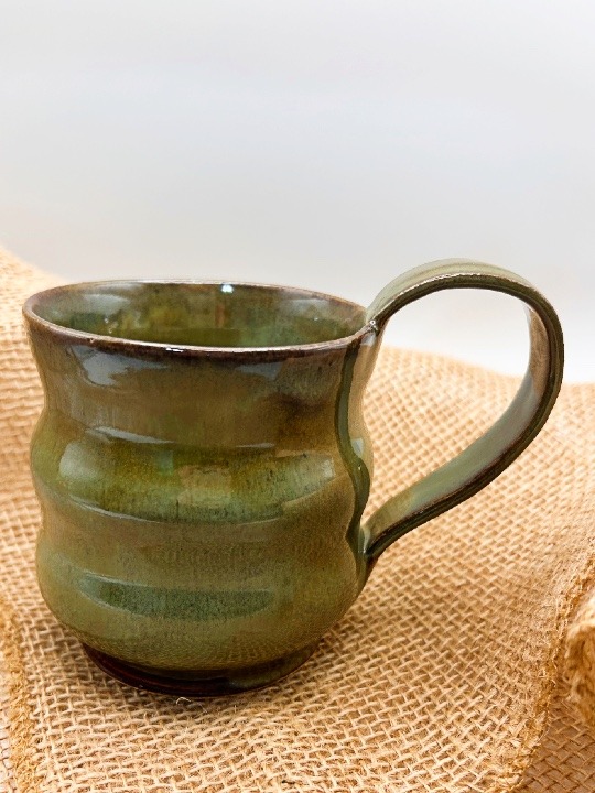 Bubble Mug Glazed in Olive
