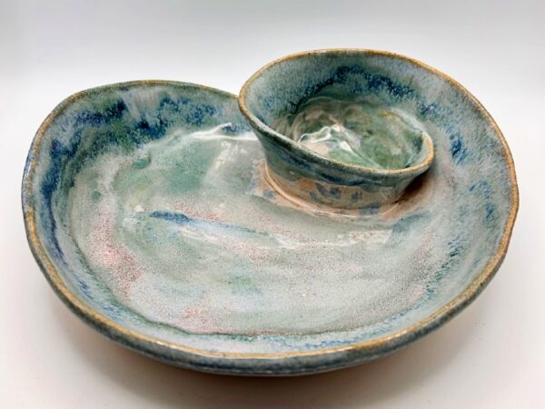 Medium Swirl Bowl in Water Lilies